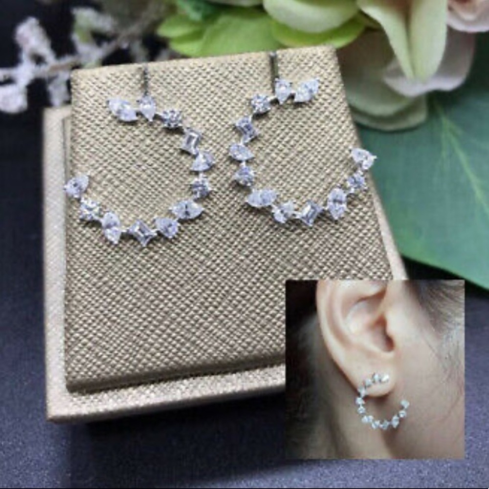 New Sterling silver diamond earrings - Picture 2 of 3